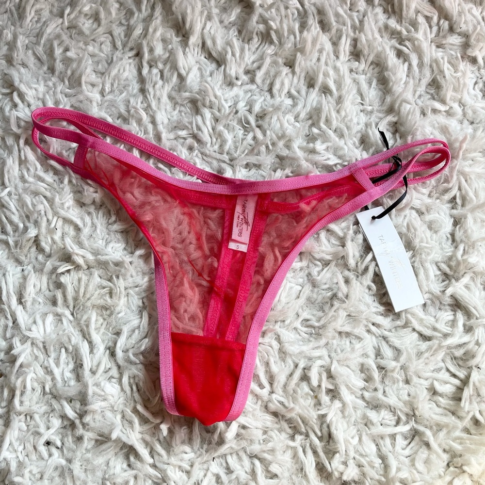🆕 Taryn Winters‎ Jules thong red hot pink trim